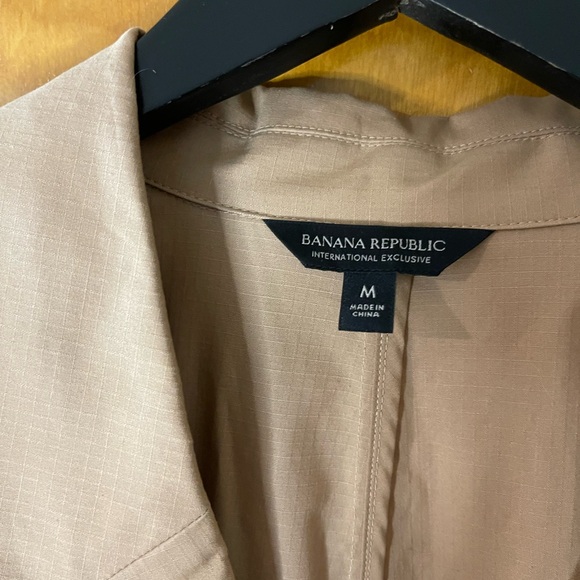 Banana republic, timeless, trenchcoat - Picture 3 of 7